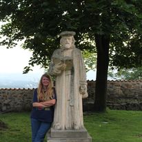 Dr Terry Burns at Sir Kelley's Statue in Most